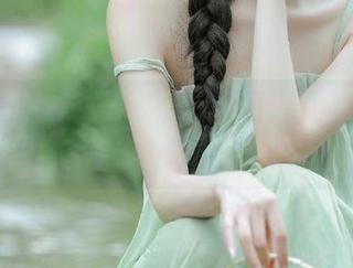 “17c吃瓜”：这资源就像万花筒，越看越停不下来。