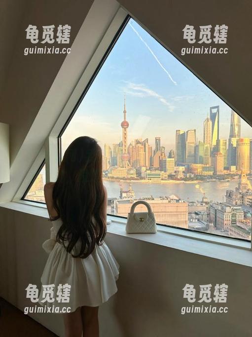 17吃瓜网 我就在“17吃瓜网”网址上戳了戳,没想到一下子戳了个不停啊