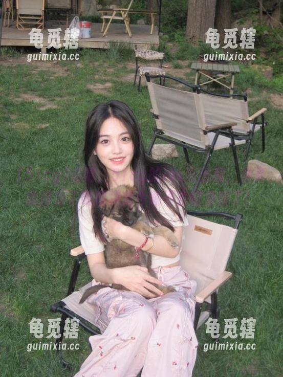 哈哈，51cg的ios版出现，看来我得为了吃瓜决定今晚不去健身房了！
