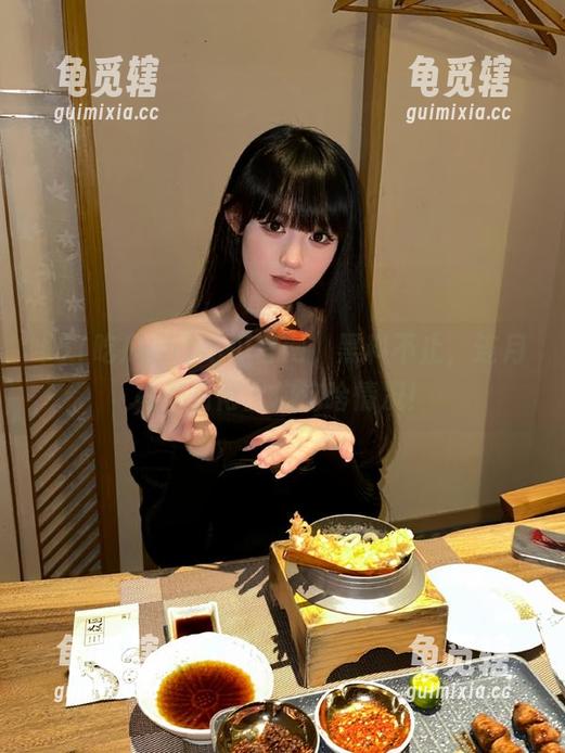 51吃瓜 51吃瓜官网,黑料不止,连月亮都看得上你这啥情况!