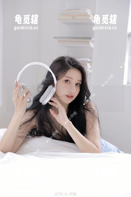 51吃瓜中心app：今天的瓜吃了心情特别复杂，难以自拔！