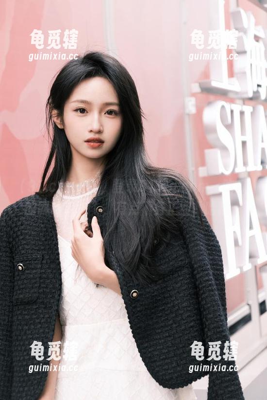 91.cg 来啊,登录91.cg.com,吃瓜的同时带你飞,有点不务正业,哈哈。