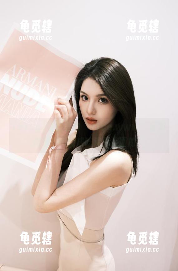 视频里的“91cg.www”是如何把吃瓜变成吃清汤挂面的？
