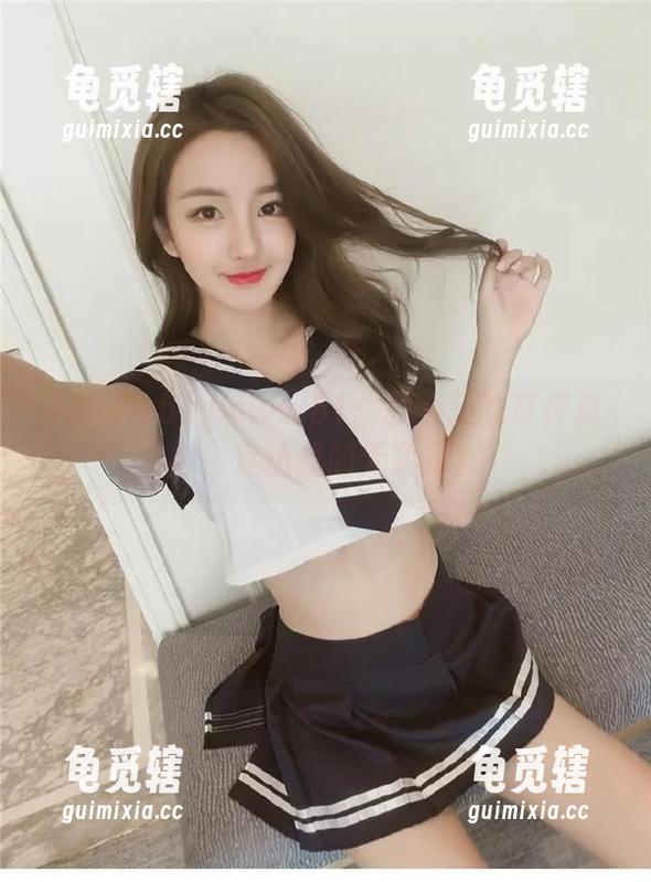 www51 www51:我头顶的草坪真绿,直达我的无奈啊。