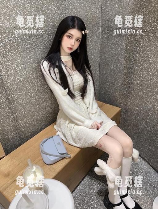 www51 在www51发布了个小入口,我的‘吃瓜’时光又多一份期待