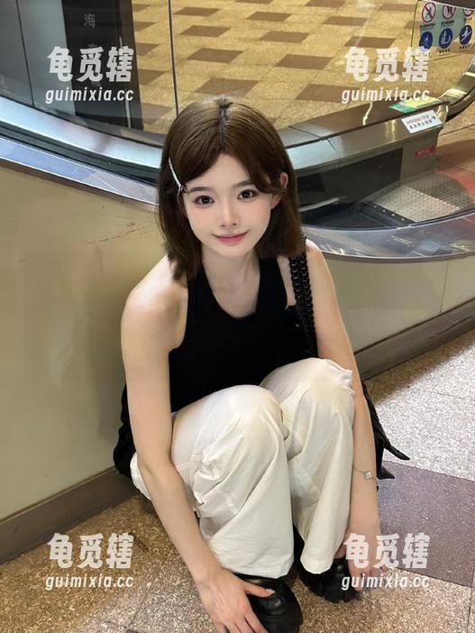 五一吃瓜 哪里可以下载手机版?在“五一吃瓜”的网页上转了一大圈,只剩下我的无奈和焦虑。