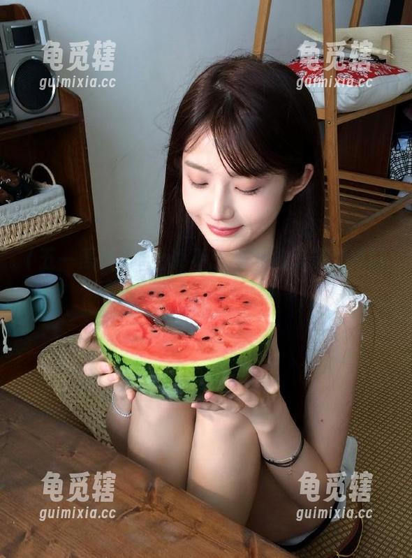 嘴上说不想看，心里却默默盯着五一黑料网站！