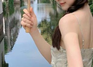 免费吃瓜网站，登录后各种瓜多到让我直呼“够了够了”，但我还想看！