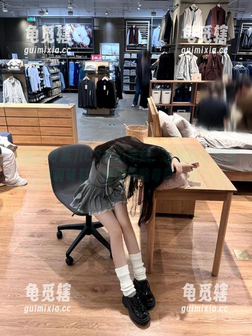 吃瓜导航 IOS吃瓜导航:给我的生活加点调味料,顺便领略奇葩人生!