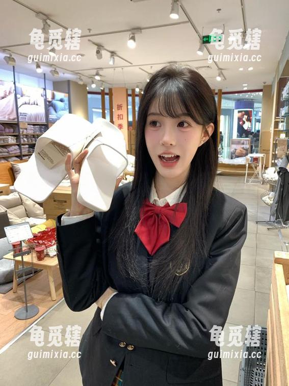 在吃瓜网51上刷至深夜，ios的每一条爆料都让我充满了好奇。
