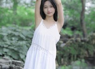 下载‘吃瓜网’网页，瓜虽甜，评论更绝！