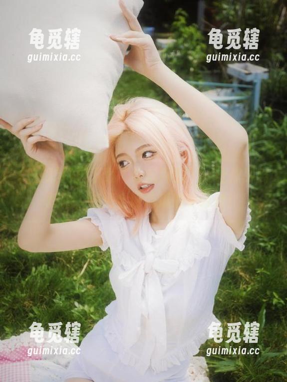 吃瓜网站 下载“吃瓜网站”,让你脱离孤独,连通全网吃瓜的小伙伴!