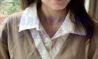 海角吃瓜网站：奇怪，我是来吃瓜的，结果被瓜绊了个四脚朝天！