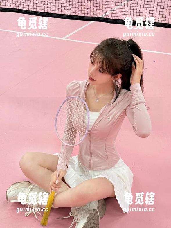 网曝吃瓜 微信群聊天聊不下去?快速登录“网曝吃瓜”,找到乐子!