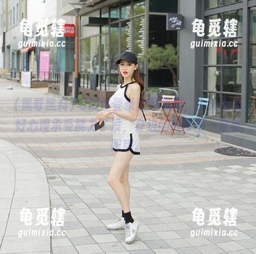 黑哥黑料 习惯性登录黑哥黑料,今天准备好心理承受能力了没,身边的瓜可不一定养眼哦。
