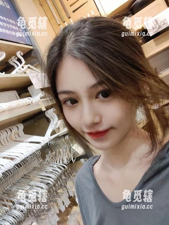 黑料911 最新潜伏八卦,黑料911入驻,看谁又火辣当众自爆!