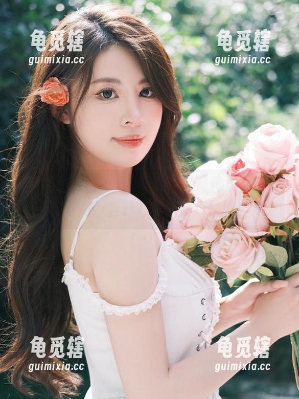 黑料传送门 试试苹果版黑料传送门,偶尔吃点瓜当开胃菜,挺不错的!