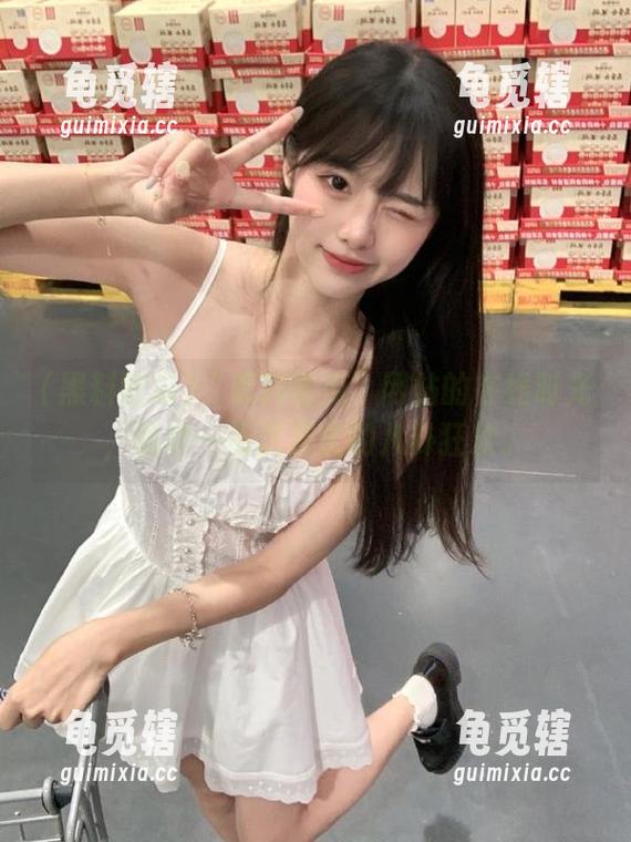 “黑料吃瓜”网站的在线时光，就像一场沉浸式的八卦狂欢。