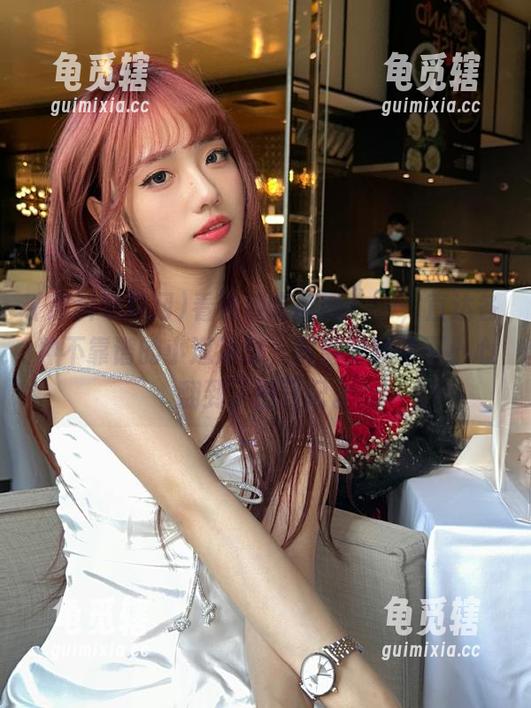 黑料吃瓜网 看黑料吃瓜网app,直达各种不靠谱的小道消息,刺激得就像不小心翻到了旧日记。