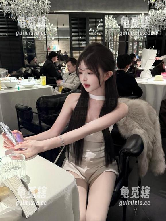 黑料正能量 黑料正能量官网视频:热爱真的会死去,但黑料却一直在升温