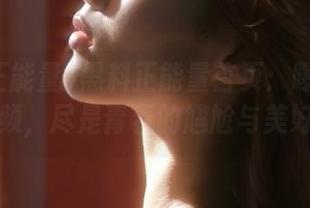 黑料正能量首页：曝光学校视频，尽是青春的尴尬与美好！