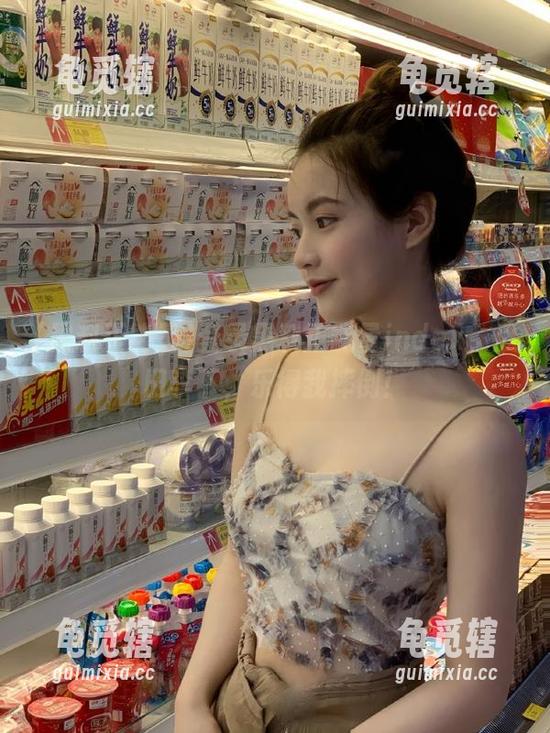 黑料正能量 登录黑料正能量index,瓜田李下,乐得我摔倒!