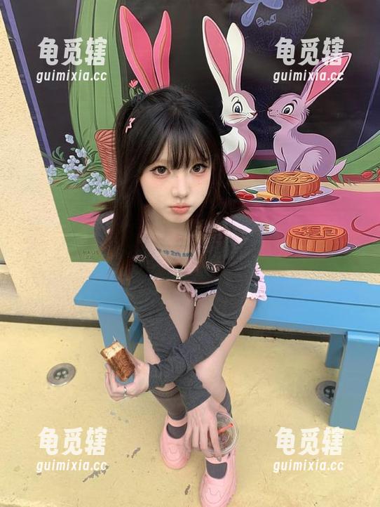 黑料网 黑料网app的官宣,瓜必定加料,乐趣翻倍!