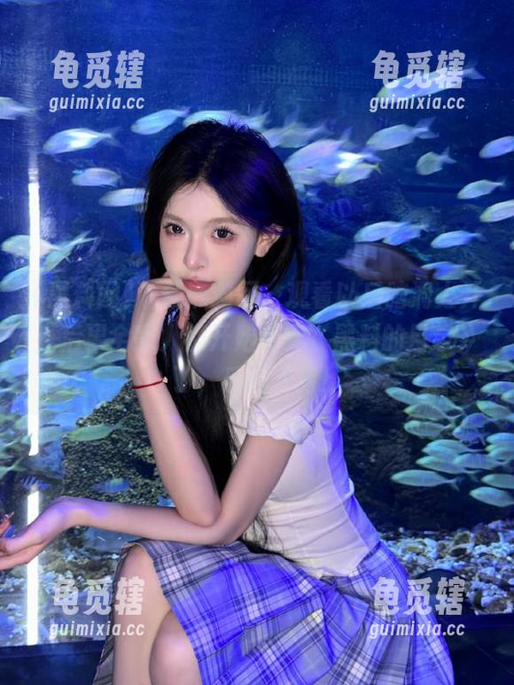 下载黑料网，观看以后脑洞大开，后果全家人都开始研究《黑料的目录》了，乐趣无穷！