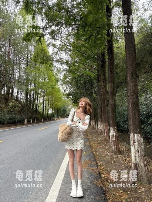 黑料网 在zztt黑料网免费下载,永不迷路,成为最新八卦的“老司机”就靠这一招!