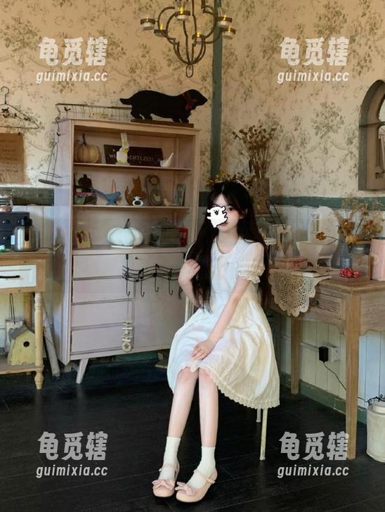 黑料网 黑料网今日,登录后手指不自觉地点在那些真真假假的故事上。