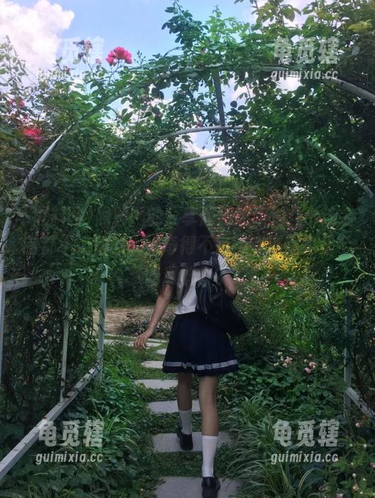 黑料网 黑料网的分享居然让我对几个连名字都不记得的人好奇得不行,难道我也是个吃瓜群众?