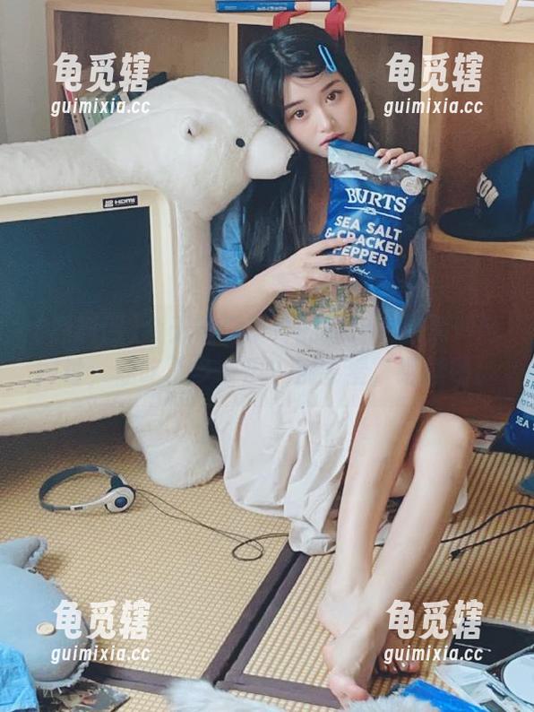 黑料网 今天热门事件的主角走进黑料网网址,你吃了多少瓜?别害羞,继续喂!